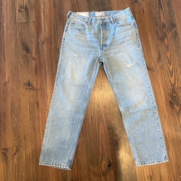 NWT Everlane Rigid Slouch Jean. Wash: Broken-in Blue. Size: 28 - Picture 2 of 12